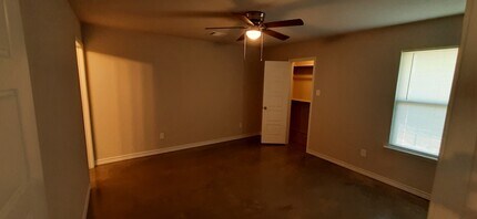 110 Lollipop in Weatherford, TX - Foto de edificio - Building Photo