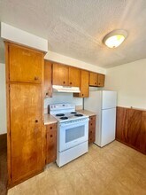 1112 Waller St SE in Salem, OR - Building Photo - Building Photo