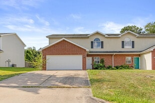 5364 E Trikalla Dr in Columbia, MO - Building Photo