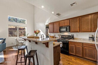 2477 W Mission Timber Cir in Flagstaff, AZ - Building Photo - Building Photo