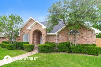 2330 Stillwater Dr in Mesquite, TX - Building Photo - Building Photo