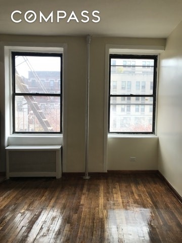 235 W 103rd St in New York, NY - Building Photo - Building Photo
