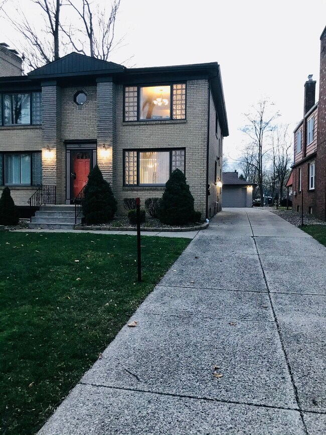 property at 53 Arlington Rd