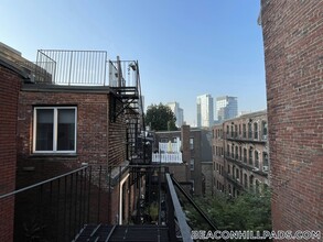 12 Derne St in Boston, MA - Building Photo - Building Photo