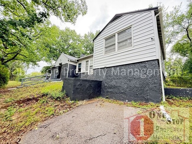 property at 5000 E 39 Terrace