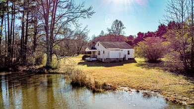 8235 Spence Rd in Fairburn, GA - Building Photo - Building Photo