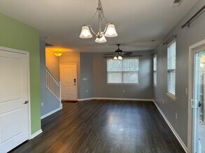 1705 Halesworth Ln in Virginia Beach, VA - Building Photo - Building Photo