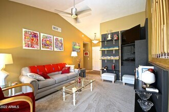 1800 E Winged Foot Dr, Unit 407 in Chandler, AZ - Building Photo - Building Photo