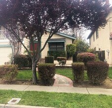 35605 Beeching Ln in Fremont, CA - Building Photo - Building Photo