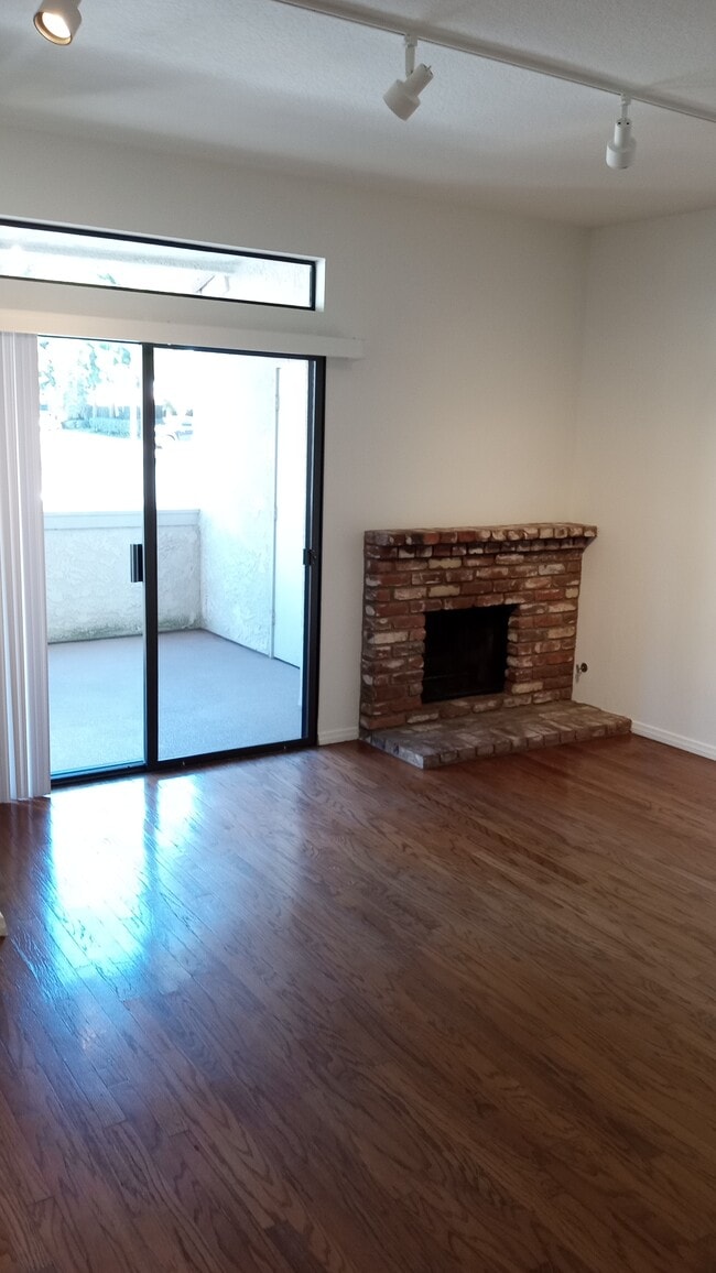 property at 5176 Tortuga Dr