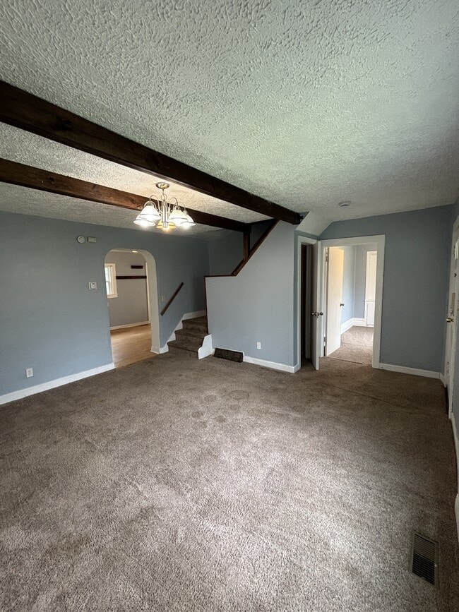 301 S Francis Ave in Lansing, MI - Building Photo - Building Photo