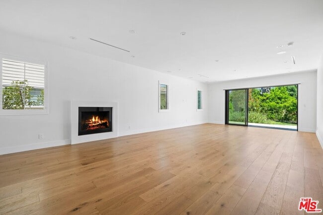 23229 Friar St in Los Angeles, CA - Building Photo - Building Photo