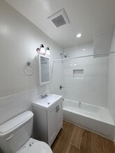 4800 Beverly Blvd, Unit 3 in Los Angeles, CA - Foto de edificio - Building Photo