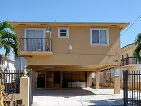 1251 NW 3rd St Apartamentos