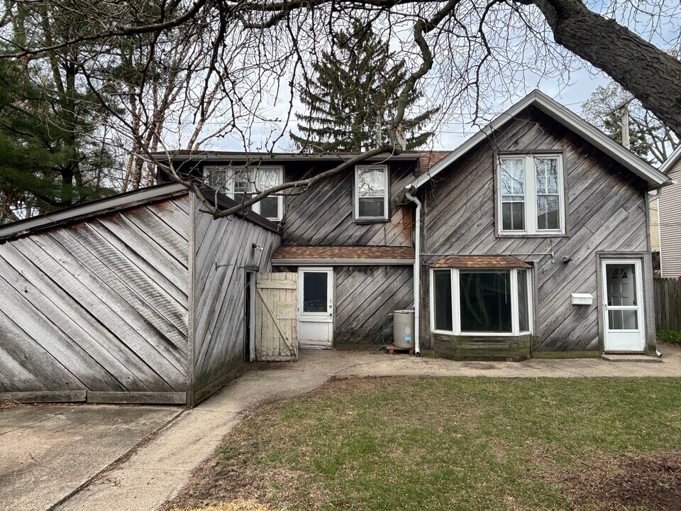1512 Wesley Ave in Evanston, IL - Foto de edificio
