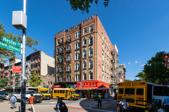 62 Forsyth St in New York, NY - Building Photo - Primary Photo