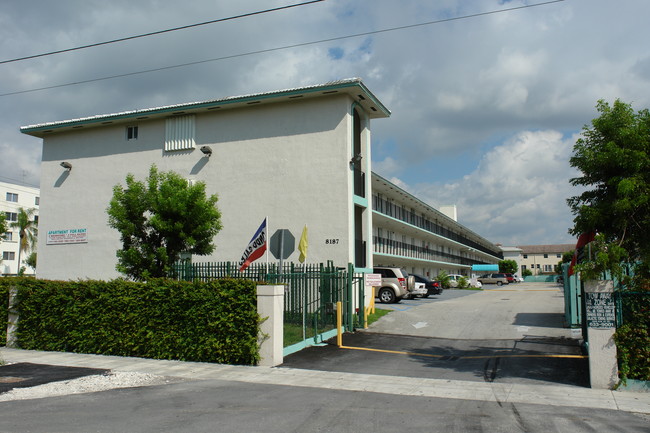 Meco Apartments in Miami, FL - Building Photo - Building Photo