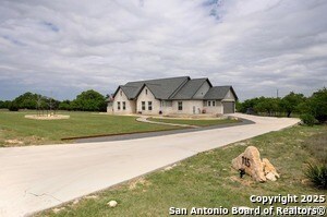 115 S Calvin Barrett in Blanco, TX - Building Photo - Building Photo