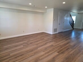 43 W Main St in Jeromesville, OH - Building Photo - Building Photo