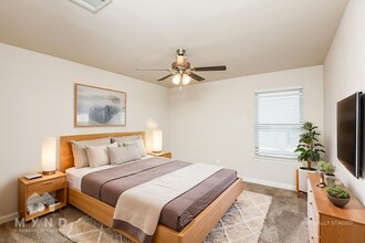 775 Rolling Terrace Cir in Granbury, TX - Building Photo - Building Photo