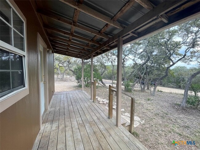 541 Buck Trail in Canyon Lake, TX - Building Photo - Building Photo