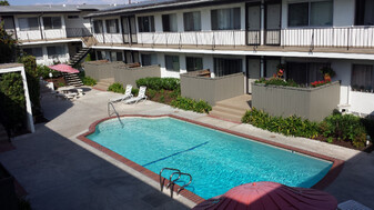 San Remo Apartments in Torrance, CA - Building Photo