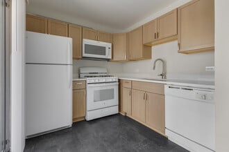 86 Gant Cir in Streamwood, IL - Building Photo - Building Photo