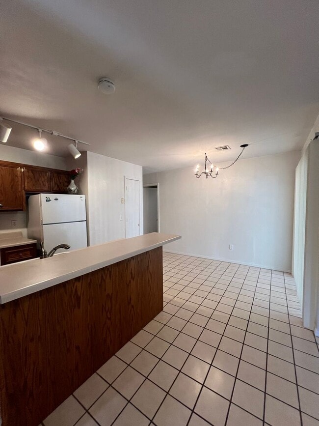 3000 Chautauqua Ave in Norman, OK - Building Photo - Building Photo