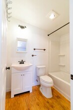 15323 SE Lee Ave in Milwaukie, OR - Building Photo - Building Photo