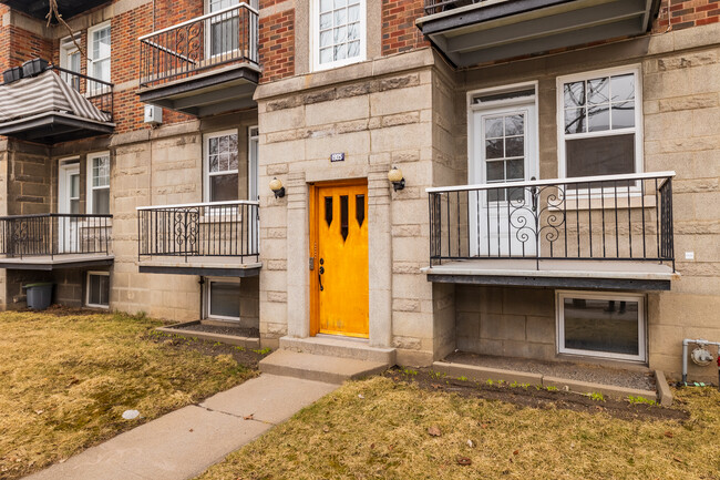 1905 Saint-Joseph Boul E in Montréal, QC - Building Photo - Building Photo