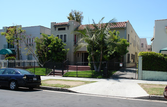 245 S Berendo St in Los Angeles, CA - Building Photo - Building Photo