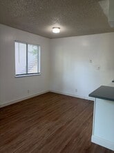 4942 N Holt Ave in Fresno, CA - Building Photo - Building Photo