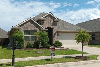 14608 Spitfire Trail in Roanoke, TX - Building Photo - Building Photo