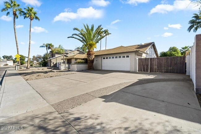 property at 16007 N 52nd Pl