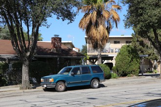 2806 Piedmont Ave in La Crescenta, CA - Building Photo - Building Photo