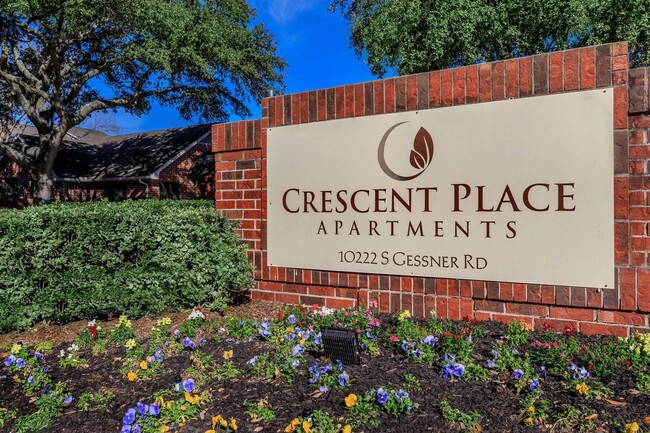 Crescent Place in Houston, TX - Foto de edificio - Building Photo