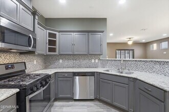 13539 Doncaster St in El Paso, TX - Building Photo - Building Photo