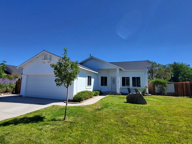 property at 3319 Coloma Dr