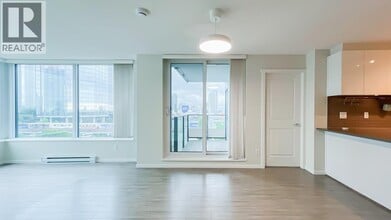 6658 Dow Ave in Burnaby, BC - Building Photo - Building Photo