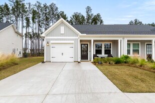825 Descartes St in Summerville, SC - Building Photo