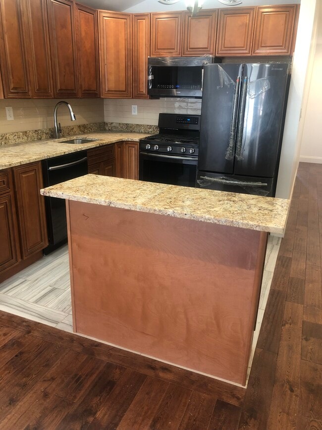 14146 Pershing Cres, Unit 3