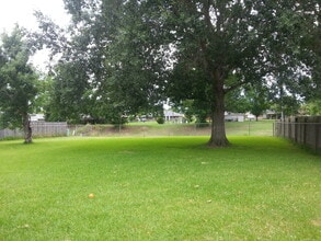 5415 Bayou Dr in Bossier City, LA - Building Photo - Building Photo