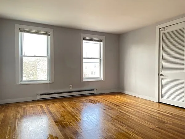 751 Washington St, Unit Apartment 2 in Canton, MA - Building Photo - Building Photo