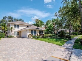 165 Baltic Cir in Tampa, FL - Building Photo