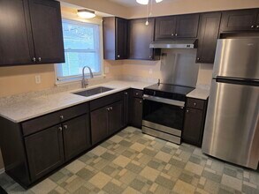 65 Valley St in Rochester, NY - Building Photo - Building Photo