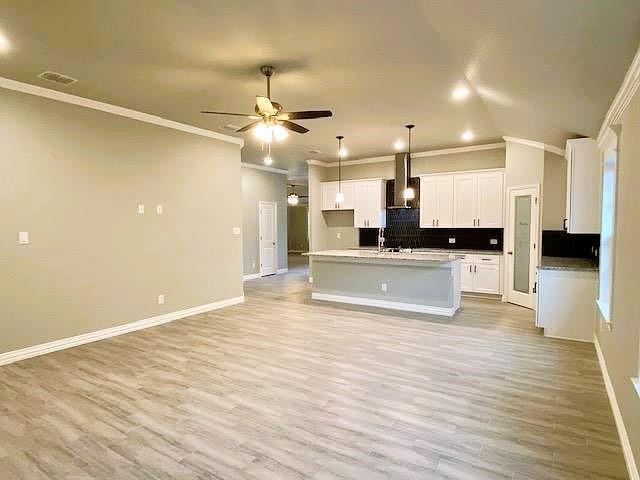 property at 3204 Ross Ave