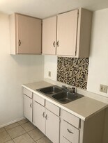 900 W Main St in Sparta, WI - Building Photo