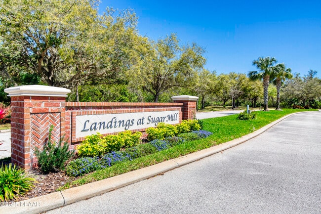 637 Mount Olympus Blvd in New Smyrna Beach, FL - Building Photo - Building Photo