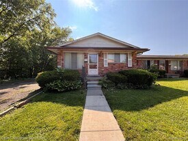 4064 Agnes Ave in Lincoln Park, MI - Building Photo