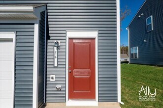 54 Sophie Kathryn Dr in Barboursville, VA - Building Photo - Building Photo